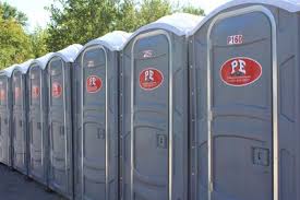 Best VIP or Luxury Restroom Trailers  in Philadelphia, MS